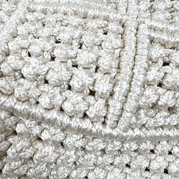 NEW Hand Woven Knit Macrame Large Bag Ivory Wood Handles Pockets Lined Magnetic - Picture 7 of 10